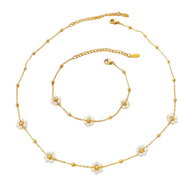 joias-simples, joias-de-luxo, banhado a ouro, colares femininos na moda, Conjunto Feminino de Pérolas e Flores Banhado a Ouro Éclat