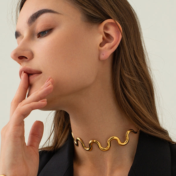 gargantilhas rommanel, gargantilhas femininas, colar feminino, colar banhado a ouro feminino, Gargantilha Feminina de Aço Inoxidável Banhado a Ouro Glam